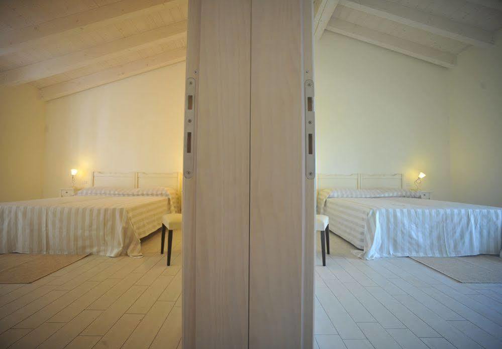 Agriturismo Colle Dei Pivi Понти Сул Минчо Екстериор снимка